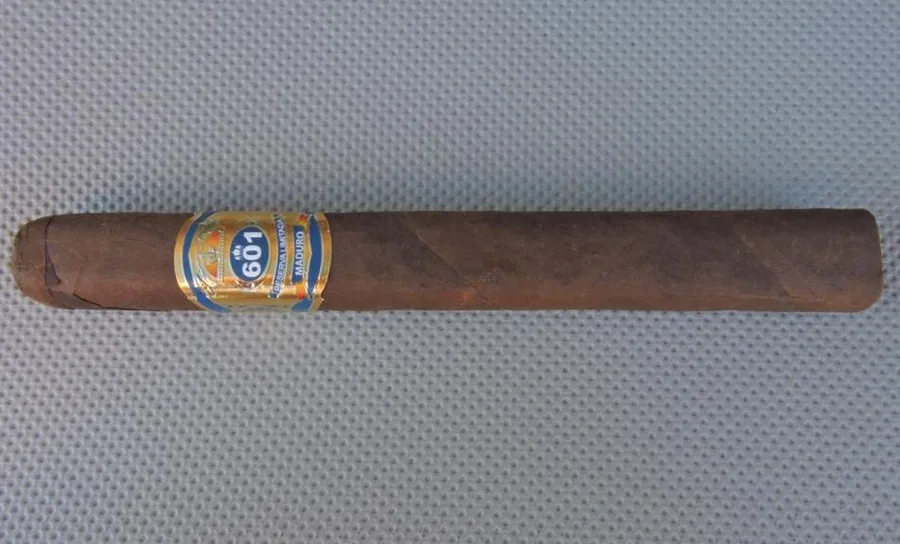 Espinosa Agile Cigar Review: 601 Blue Maduro