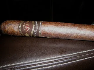 La Flor Dominicana Colorado Oscuro