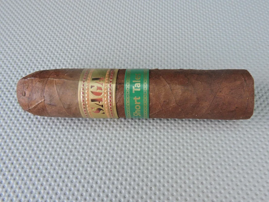 De Los Reyes Cigars Agile Cigar Review: Saga Short Tales Tomo I – Tales of High Priming