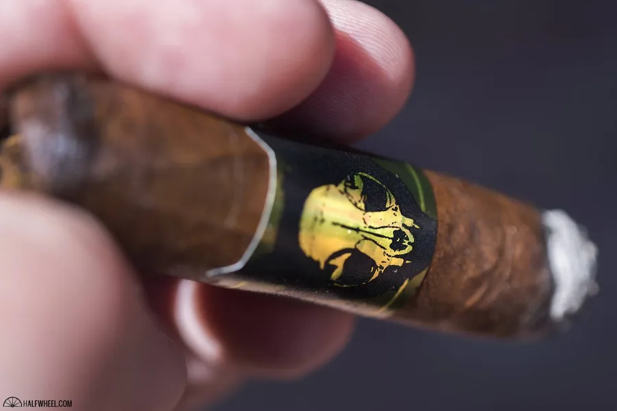 Emilio Grimalkin Robusto (2018)
