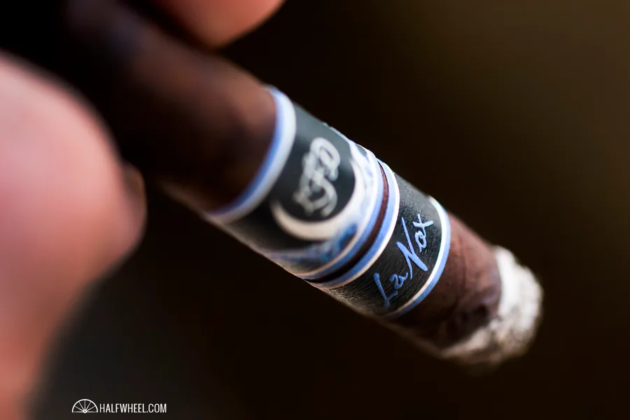 La Flor Dominicana Petite La Nox