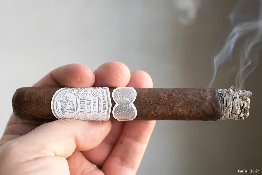 AGANORSA Leaf Aniversario Maduro Toro (2021)