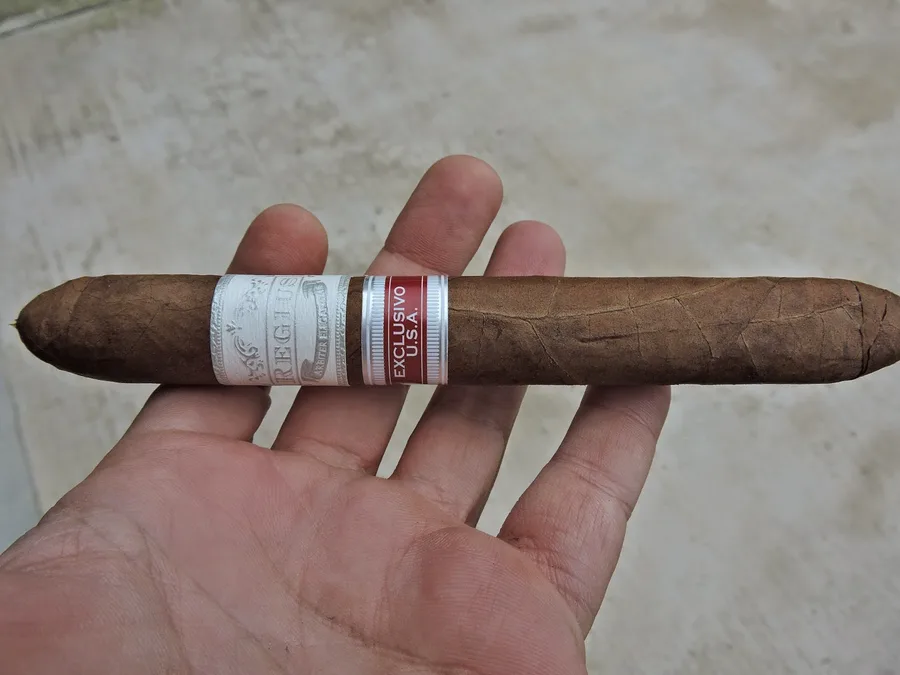 Regius of London Claro Especial Exclusivo U.S.A
