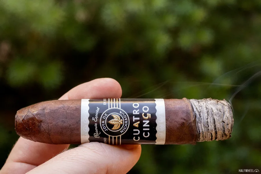 Joya de Nicaragua Cuatro Cinco Reserva Especial Edición Asia