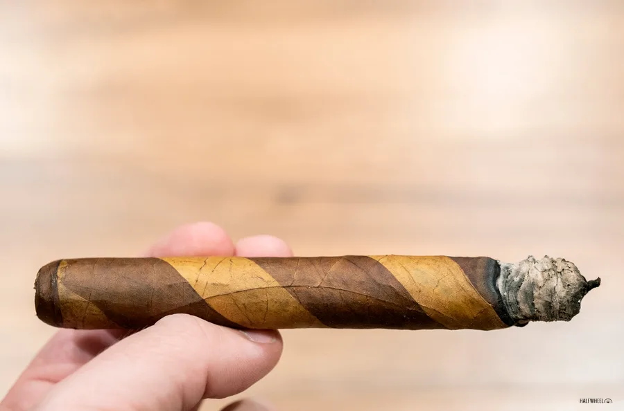 Gran Habano Persian Queen Kiana Barber Pole LE