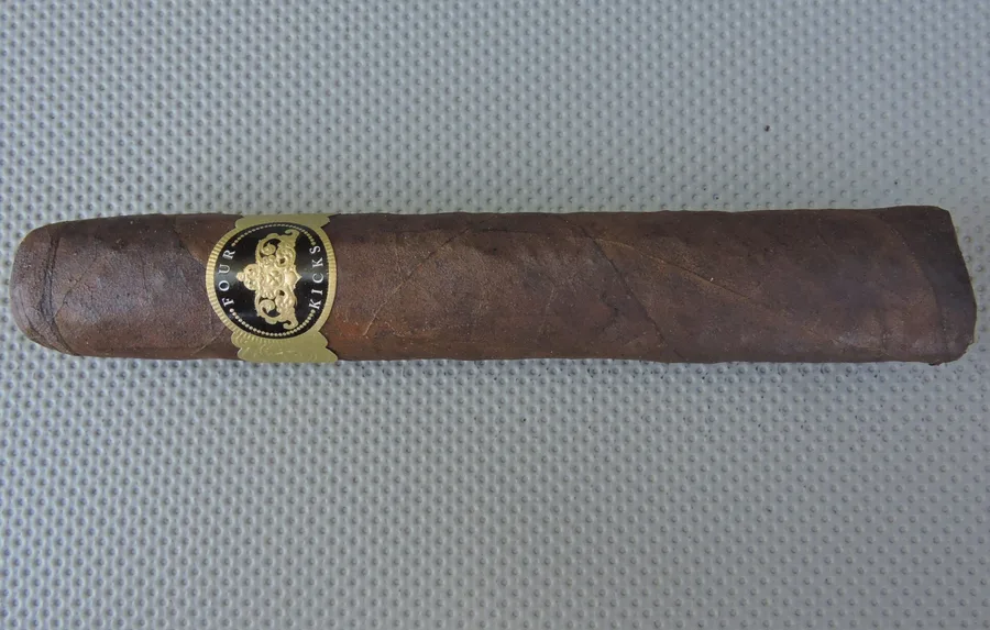 Crowned Heads Four Kicks Maduro