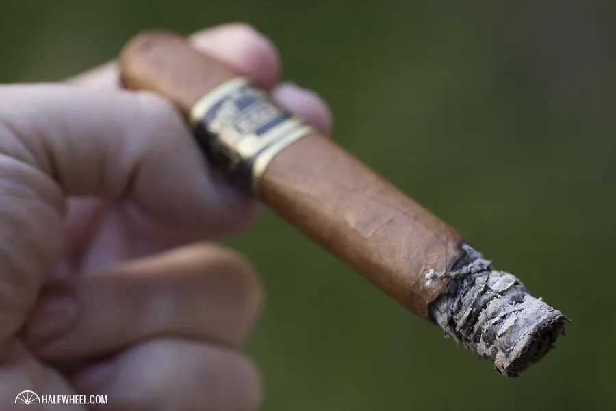 Regius LE Corona 2015 Winter Edition