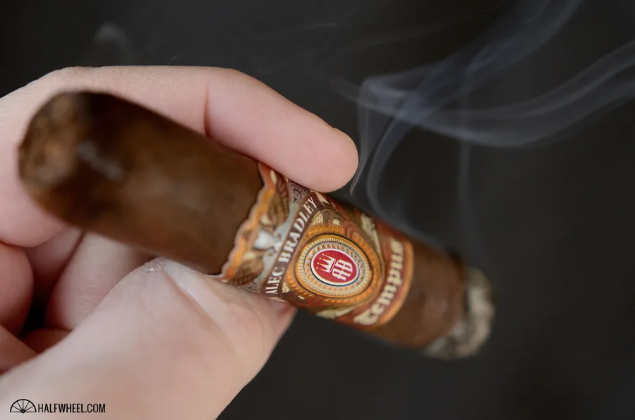 Alec Bradley Tempus Nicaragua Medius 6