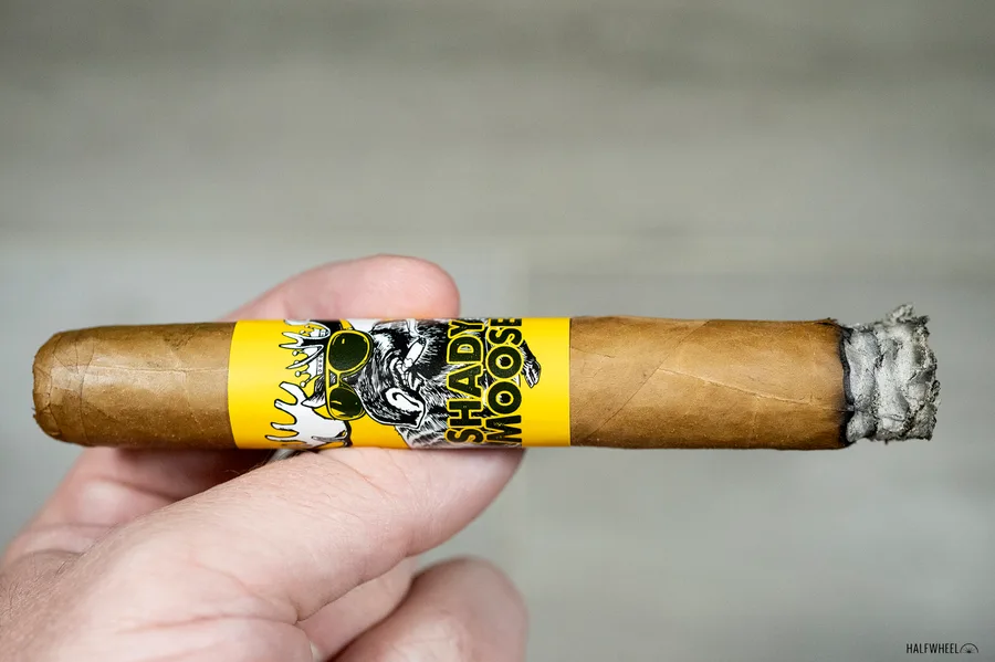 Shady Moose Robusto