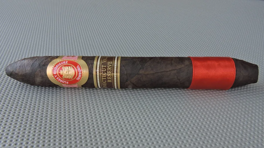 PDR Agile Cigar Review: Flores y Rodriguez Connecticut Valley Reserve