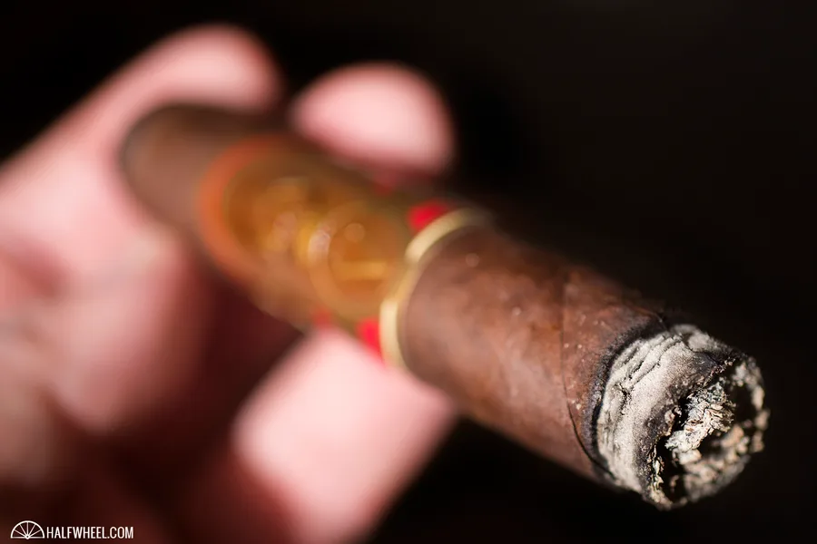 Oliva Serie V Toro (2016)