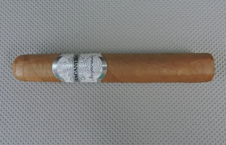 Macanudo Inspirado White