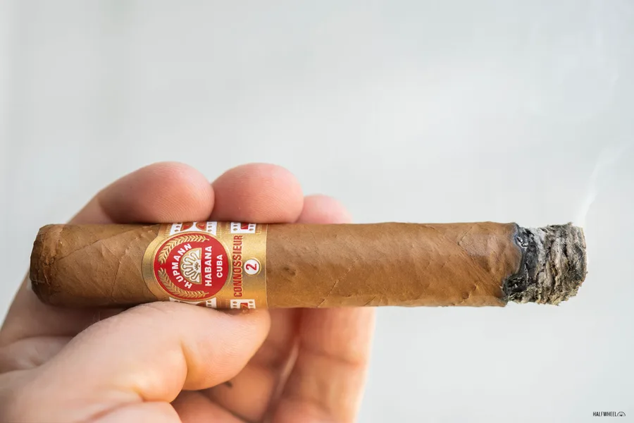 H. Upmann Connossieur No.2