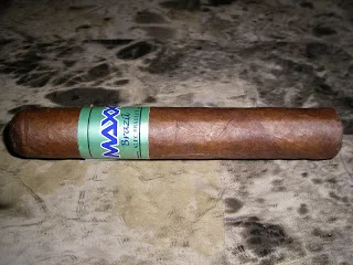 Alec Bradley Maxx Brazil