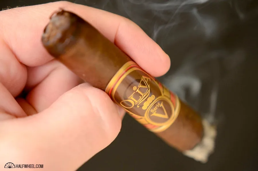 Oliva Serie V Toro Special Limited Edition