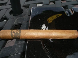 La Gloria Cubana Trunk Show Twenty Twelve Liga LR-1