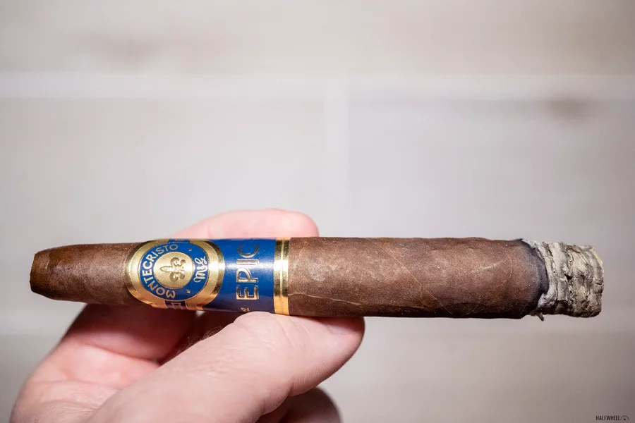 Montecristo Epic Vintage 12 No. 2