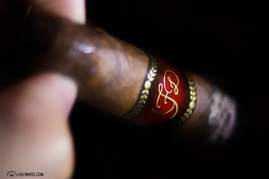 La Flor Dominicana Mr. Blonde