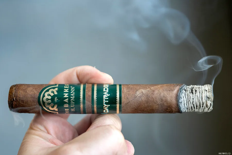 H. Upmann The Banker Daytrader Toro