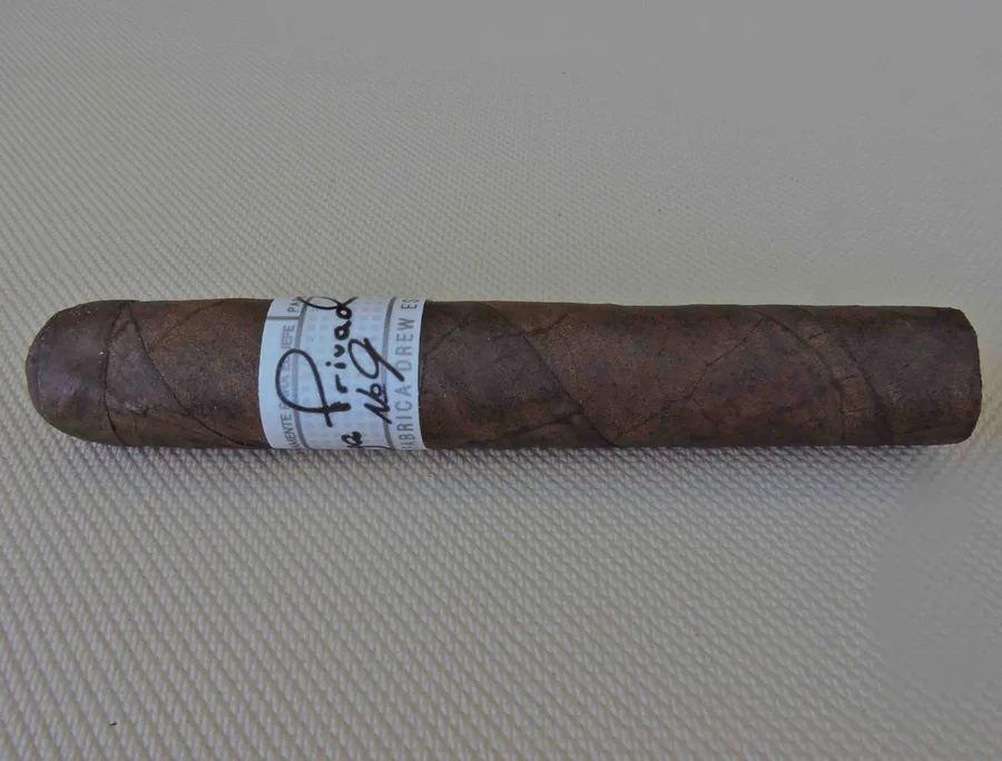 Drew Estate Agile Cigar Review: Liga Privada No. 9