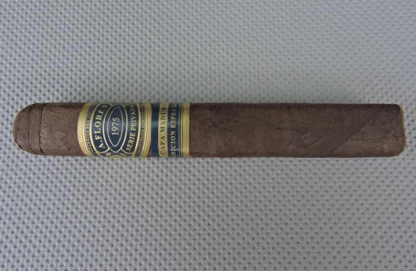 PDR A. Flores 1975 Serie Privada Capa Maduro