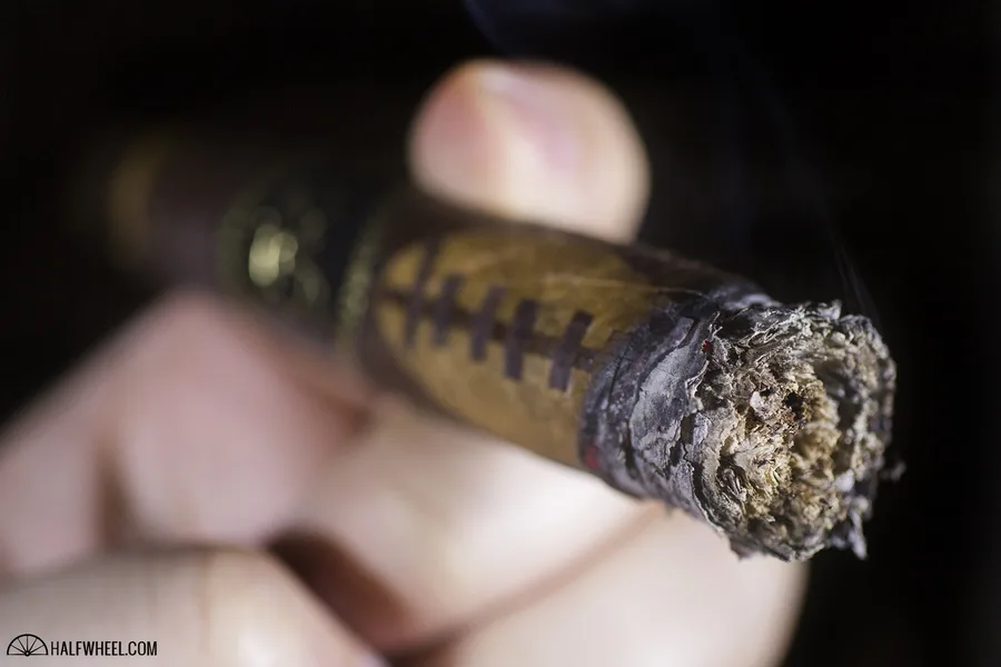 La Flor Dominicana Special Football Edition 2016