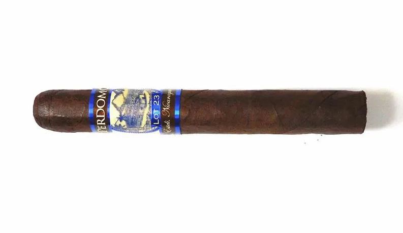 Perdomo Lot 23 Maduro