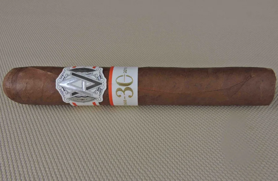 AVO LE05 30 Years
