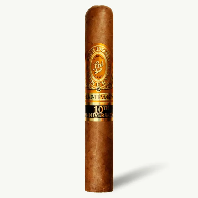 Perdomo Reserve 10th Anniversary Champagne Robusto