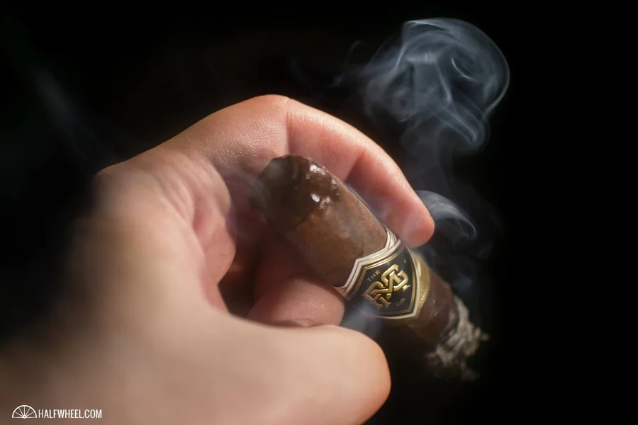 Standard Issue Robusto