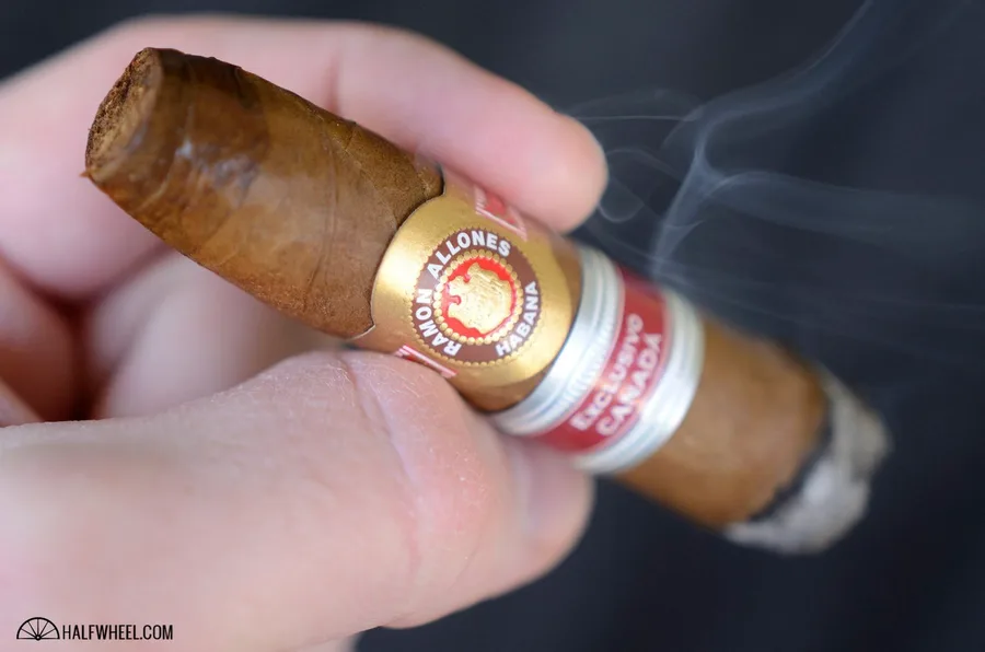 Ramón Allones Petit Unico Edición Regional Canadá (2009)
