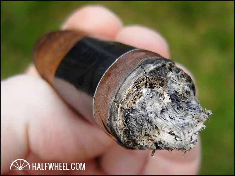 Viaje Skull and Bones M?stery Box-Pressed (2011)