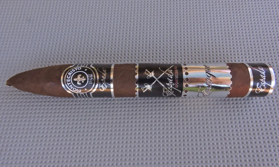 Montecristo Estoque Espada