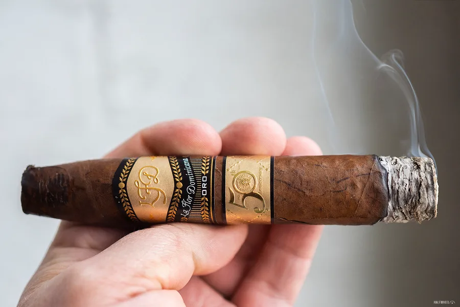 La Flor Dominicana TAA 50th Oro Tercera Edición Natural