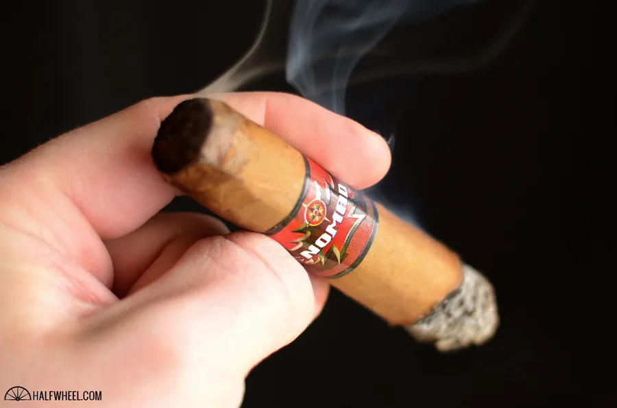 Nomad Connecticut Fuerte Robusto