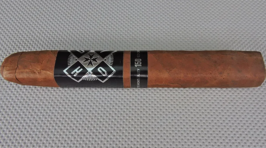 Hoyo de Monterrey Edición de Cumpleaños 150