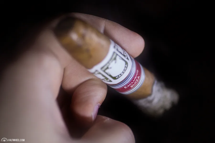 Ramón Allones Perfectos Edición Regional Suiza (2014)