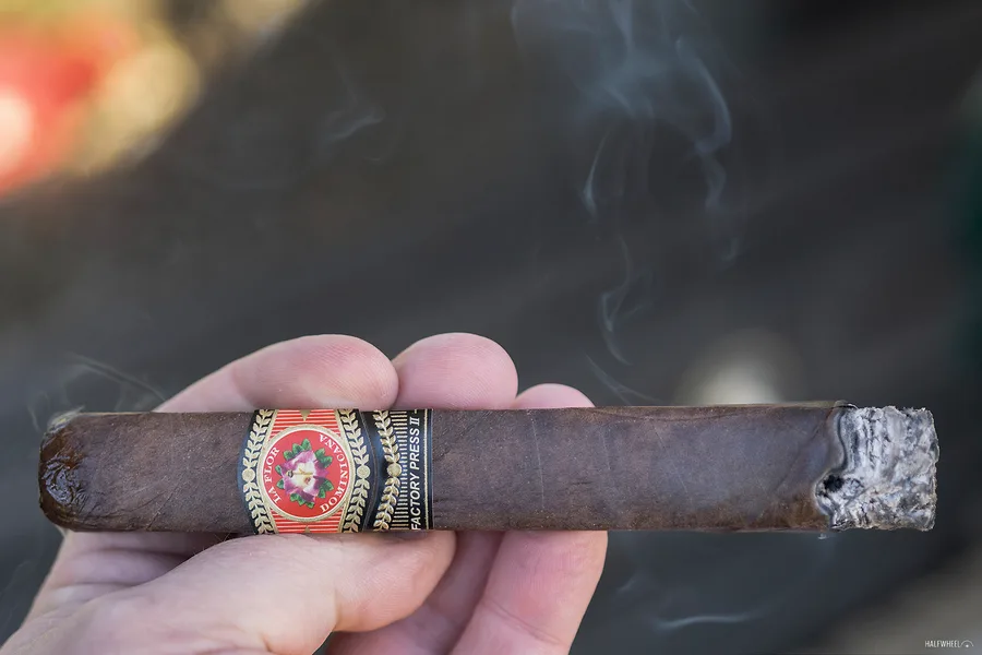 La Flor Dominicana Factory Press II