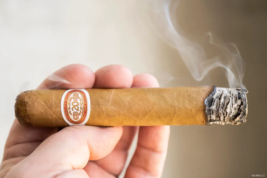 20 Acre Farm Robusto