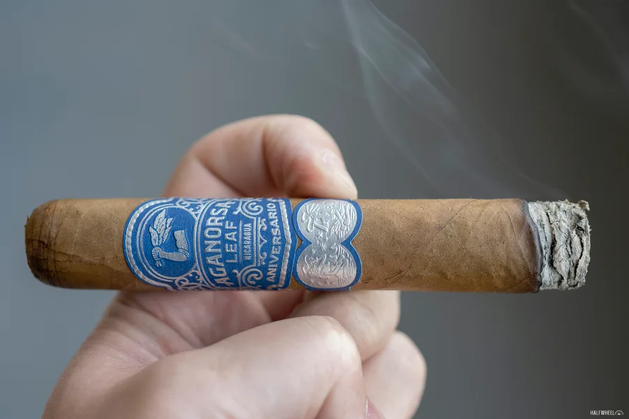 AGANORSA Leaf Aniversario Connecticut Gran Robusto