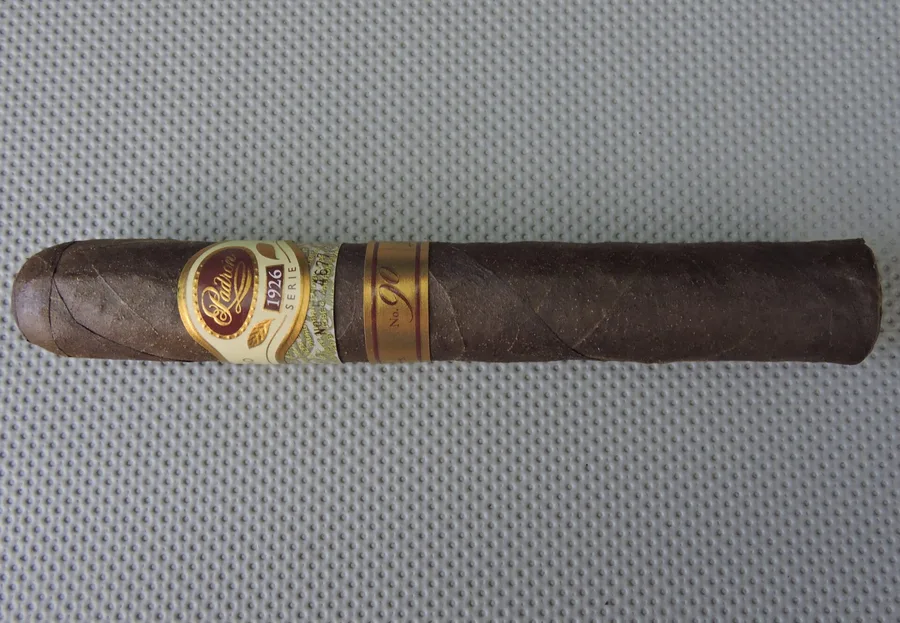 Padron 1926 Serie No. 90 Maduro