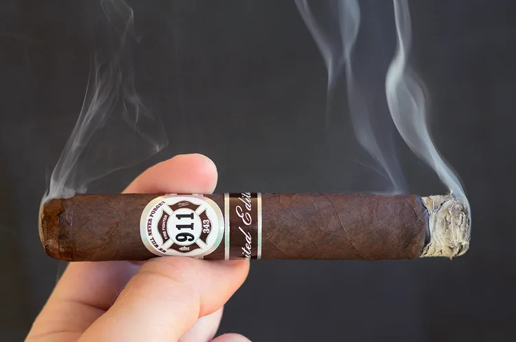My Father Commemorative 911 Blend 343 Firefighter Limited Edition 2012 Maduro