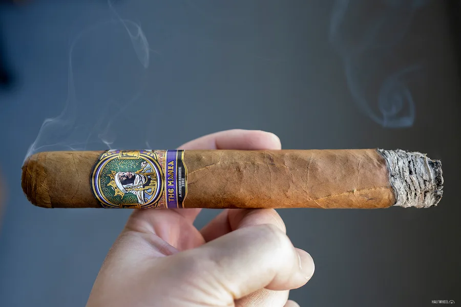 The Mansa Habano Natural Magnum Box Pressed