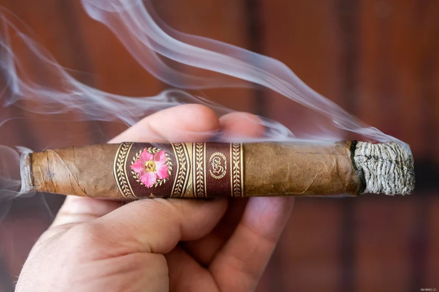La Flor Dominicana 30 Years