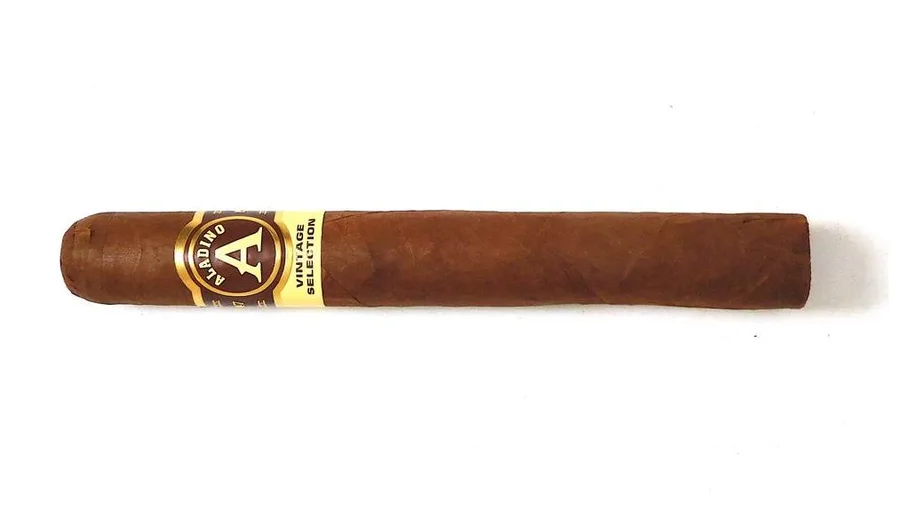 JRE Tobacco Co Agile Cigar Review: Aladino Vintage Selection