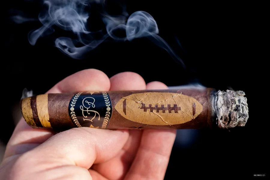 La Flor Dominicana Special Football Edition 2021