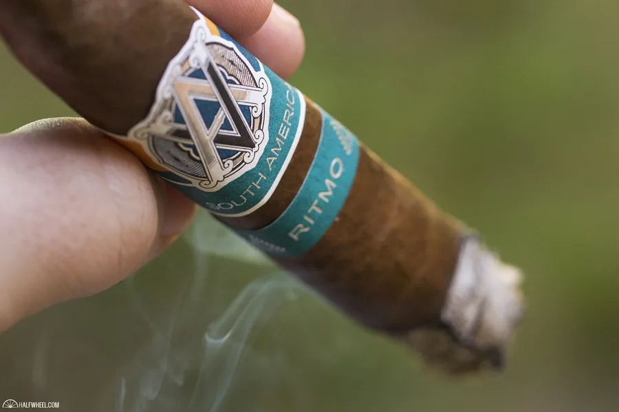 AVO Syncro South America Ritmo