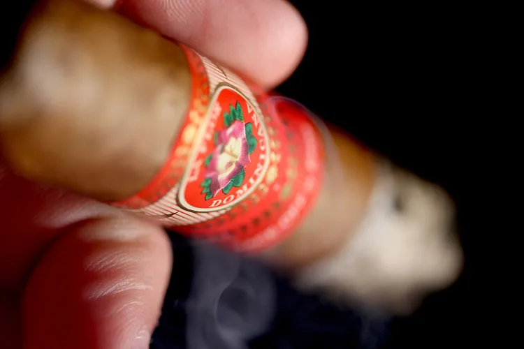 La Flor Dominicana Face Off by Christian Eiroa