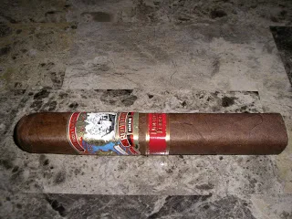 East India Trading Company Red Witch Double Fuerte