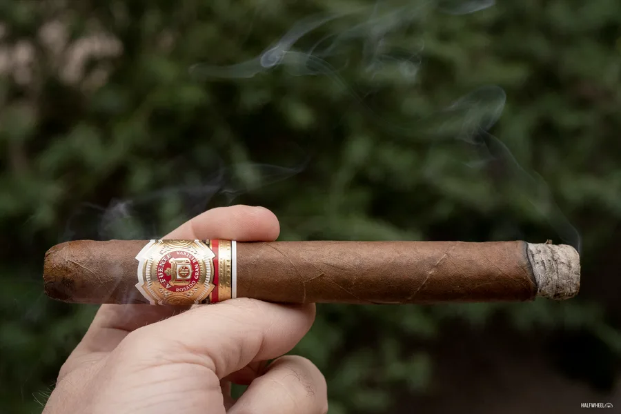 Arturo Fuente Naked Kings